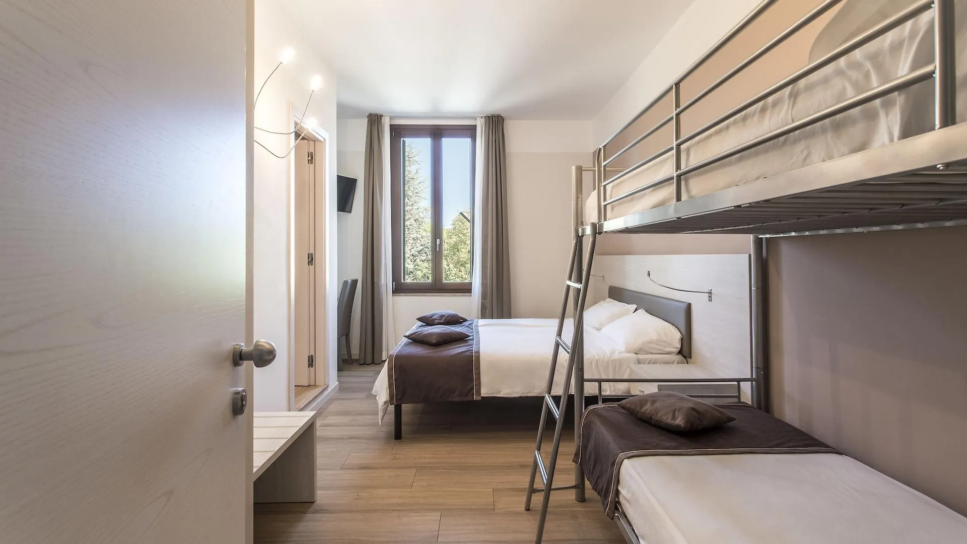 Hotel Dogana Sirmione 3*,  Włochy