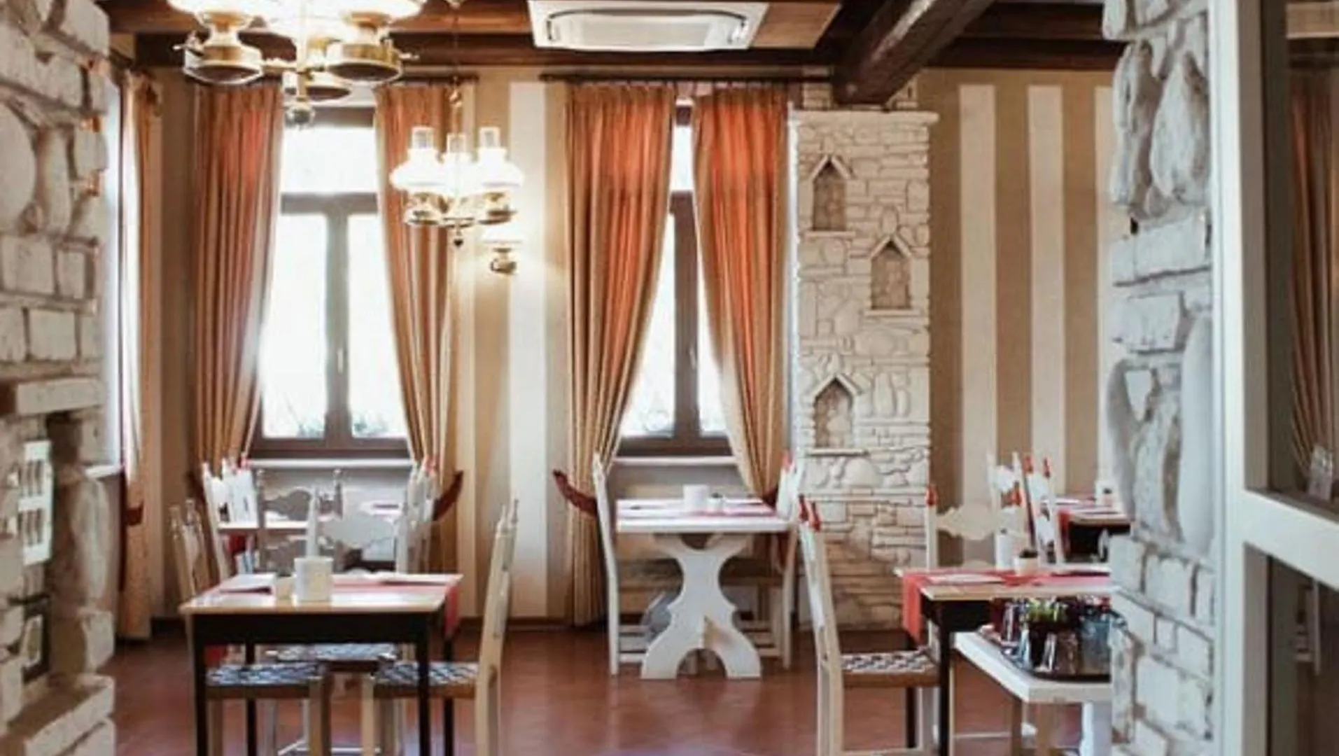 Hotel Dogana Sirmione 3*,  Włochy