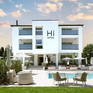 מלון Hi - Lakeview Pool, סירמיונה