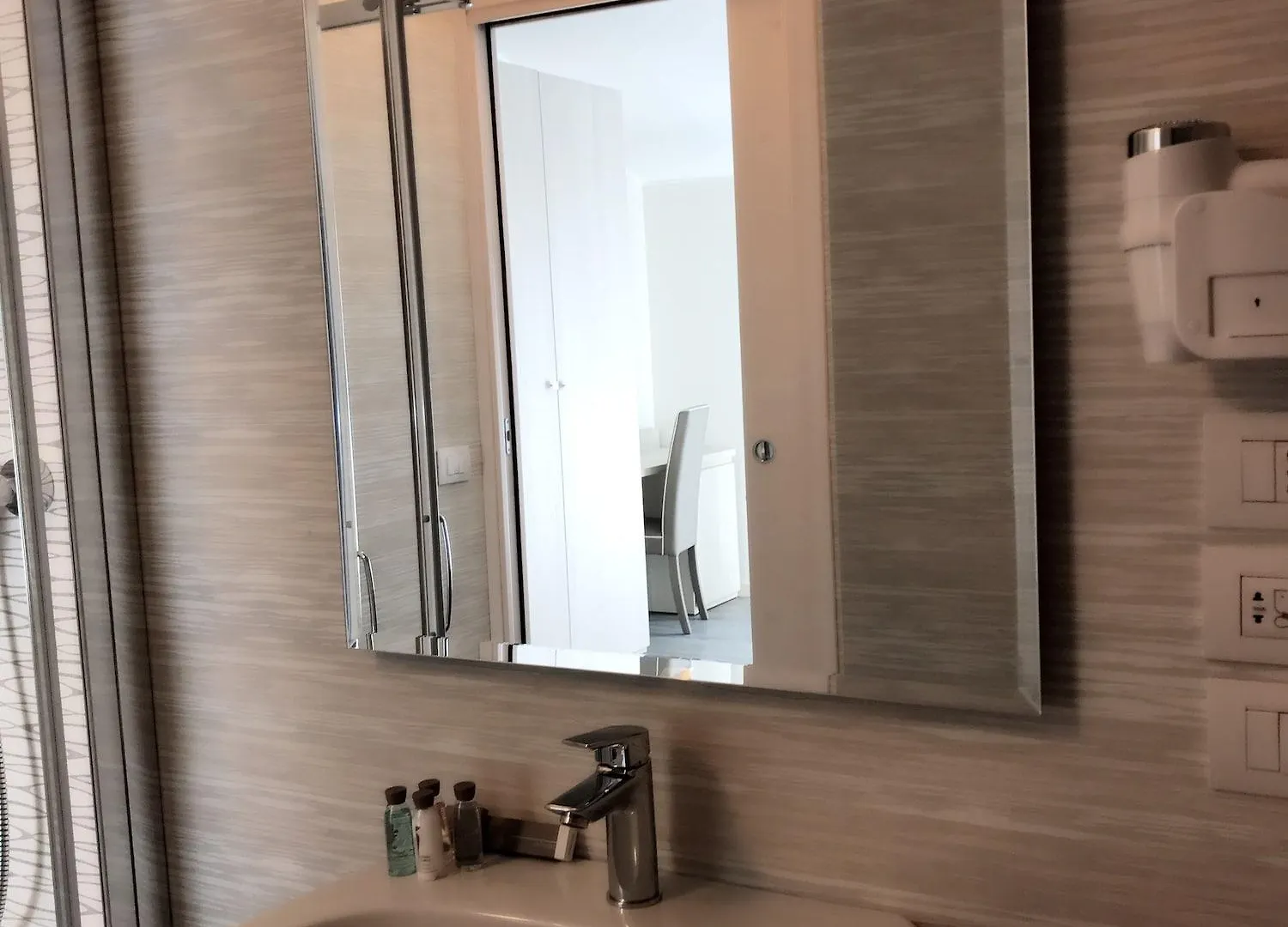 סירמיונה Hotel Dogana