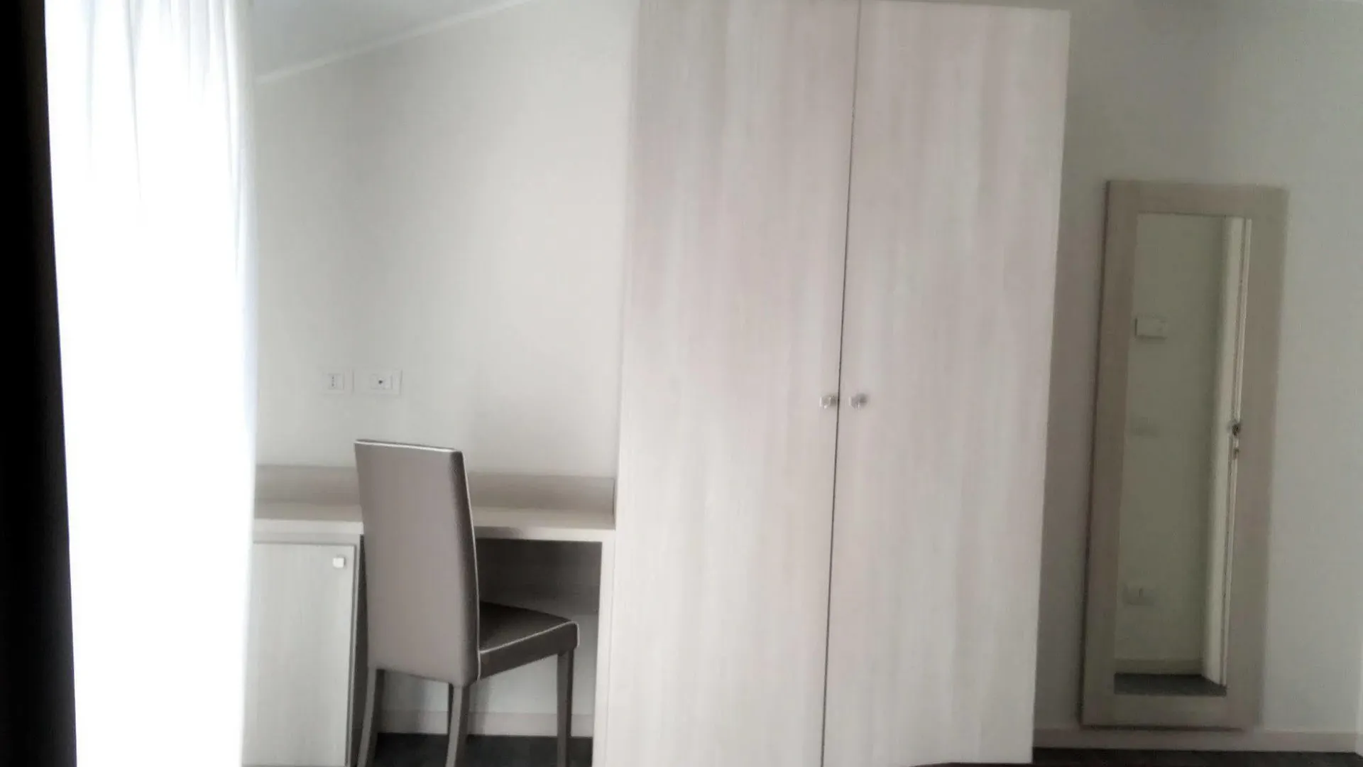 סירמיונה Hotel Dogana 3*,  איטליה