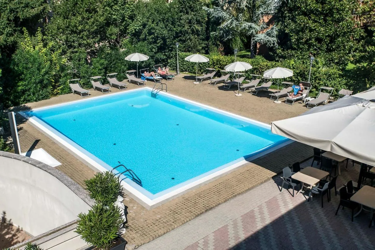 סירמיונה Hotel Dogana